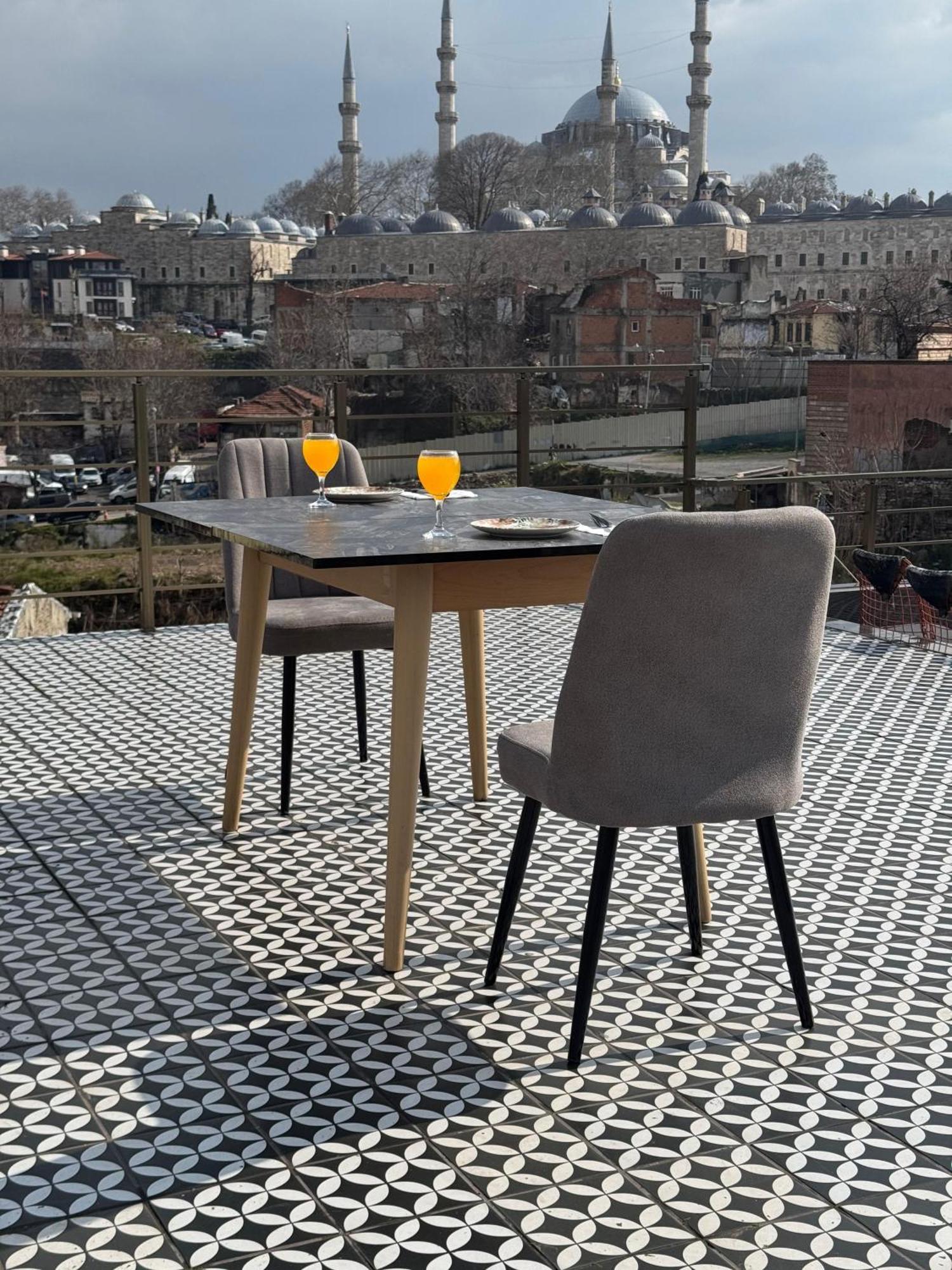 Mar Boutique Apartment Istanboel Buitenkant foto